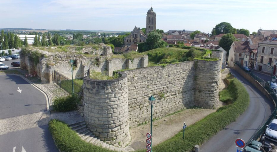 Vestiges du château de Beaumont/Oise.
